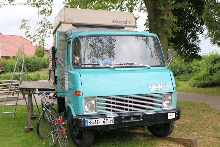 Hanomag-Henschel-F-45-blau-190709-01.jpg - Hanomag-Henschel F 45