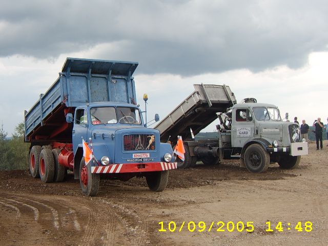 Magirus-blau-rot-Diederich-151005-02.jpg - H.-G. Diederich