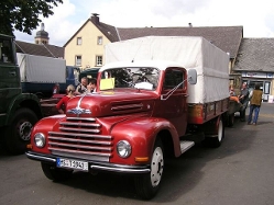 Ford-FK-3500-rot-weiss-Koster-240905-01