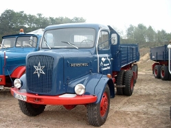 Henschel.-HS-12-Suden-Scholz-130506-01