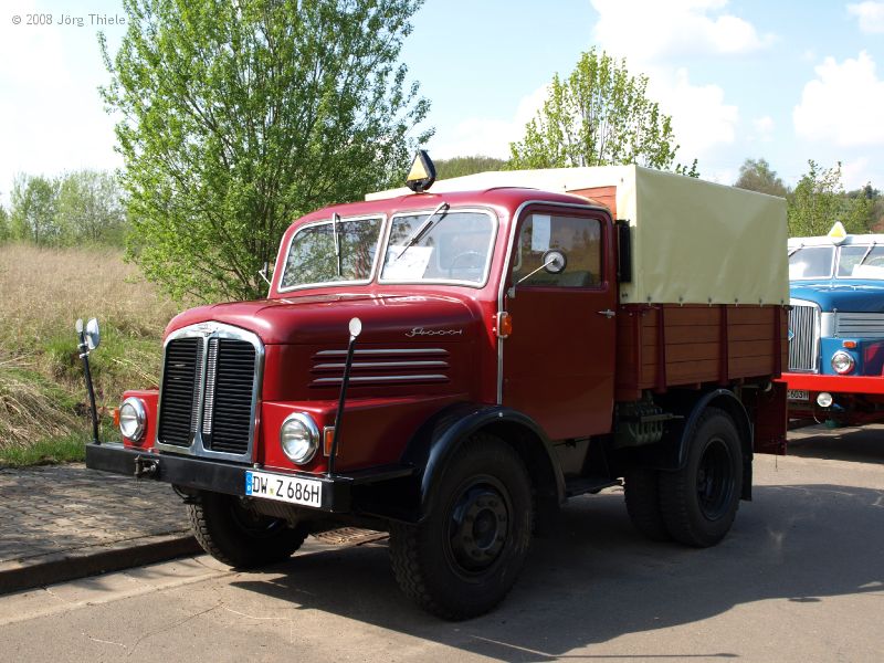IFA-S4000Z-rot-JThiele-030508.JPG
