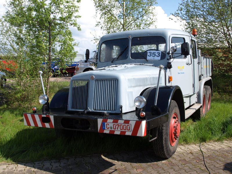 Tatra141-DR-JThiele-020508-2.JPG