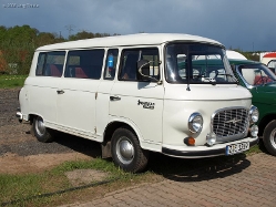 Barkas-B1000-Bus-weiss-JThiele-020508