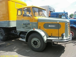 Buessing-Commodore-gelb-grau-230504-4