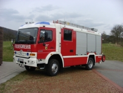 MB-Atego-1528-LF16-12-FW-Auenwald-(Fetzer)-2