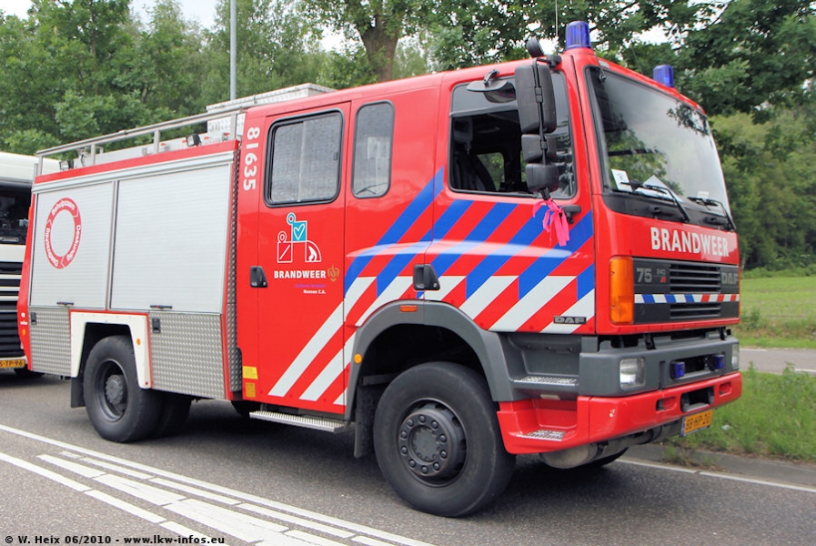 DAF-75240-020810-01.jpg