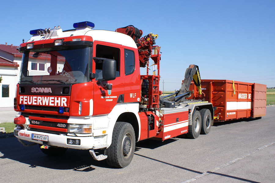 Scania-124-C-420-FW-Vorechovsky-220810-02.jpg - Jaroslav Vorechovsky