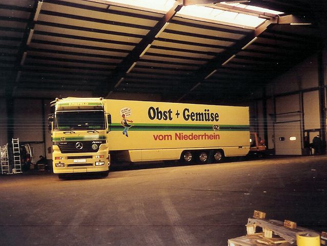 MB-Actros-1848-AZ-Hahnen-040205-06.jpg - R. Hahnen