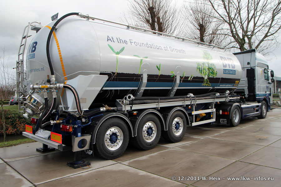 DAF-XF-105-BVB-291211-02.jpg