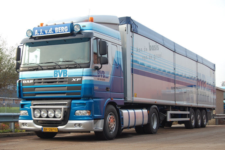 DAF-XF-105460-BVB-vMelzen-271008-02.jpg - Henk van Melzen