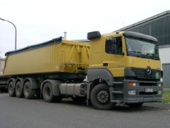 MB-Axor-1843-Cont-Trans-Schimana-071104-3