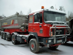 MAN-F2000-Evo-19414-Hollweg-Scholz-020506-01