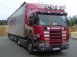 Scania-144-L-530-Kuenzel-Doerrer-091204-2