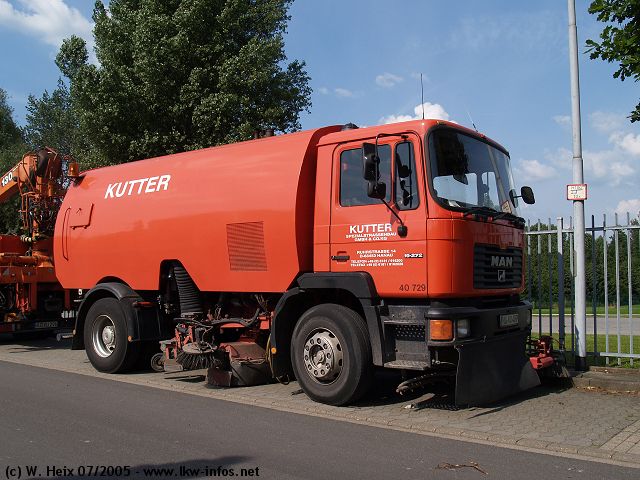 MAN-F90-19272-Kutter-100705-01.jpg