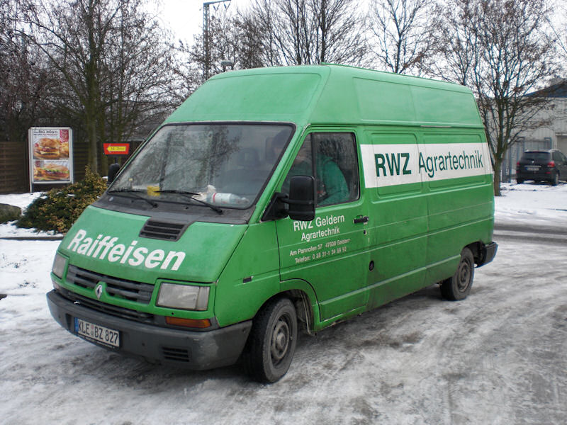 Renault-Trafic-Raiffeisen-Kleinrensing-310110-01.jpg - Ulrich Kleinrensing