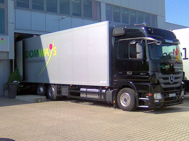 MB-Actros-3-2541-Bloomways-Huennekens-050110-01.jpg - Frank Hünnekens