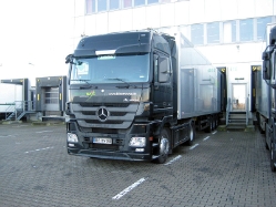 MB-Actros-3-1841-Bloomways-Huennekens-190110-01
