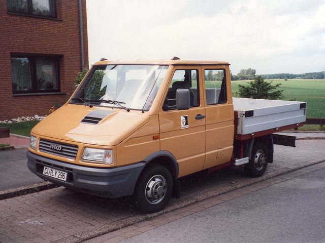 Iveco-Daily-Teerbau-AKuechler-240105-02.jpg
