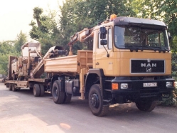 MAN-F90-19402-Teerbau-AKuechler-240105-01