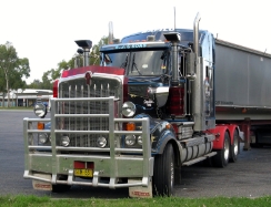 Kenworth-T904-GJA-5-Voigt-080328