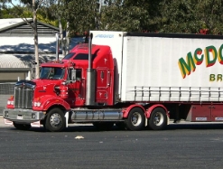Kenworth-T-404-SAR-McDonalds-Voigt-280805-0§-AUS