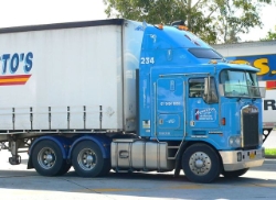 Kenworth-K104-Armestos-Voigt-140106-01-AUS