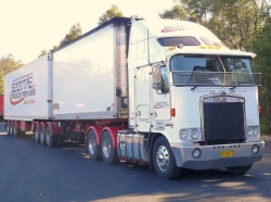Kenworth-K104-Scotts-Voigt-300106-02-AUS