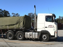 Volvo-FH12-460-Bells-Voigt-030705-02-AUS