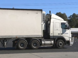 Volvo-FH12-460-Bogdan-Voigt-280805-01-AUS