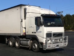 Volvo-FH12-460-Bogdan-Voigt-280805-03-AUS