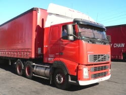 Volvo-FH12-500-Australia-Post-Voigt-030705-02-AUS