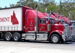 Western-Star-4964-QFM-Voigt-301205-01-AUS