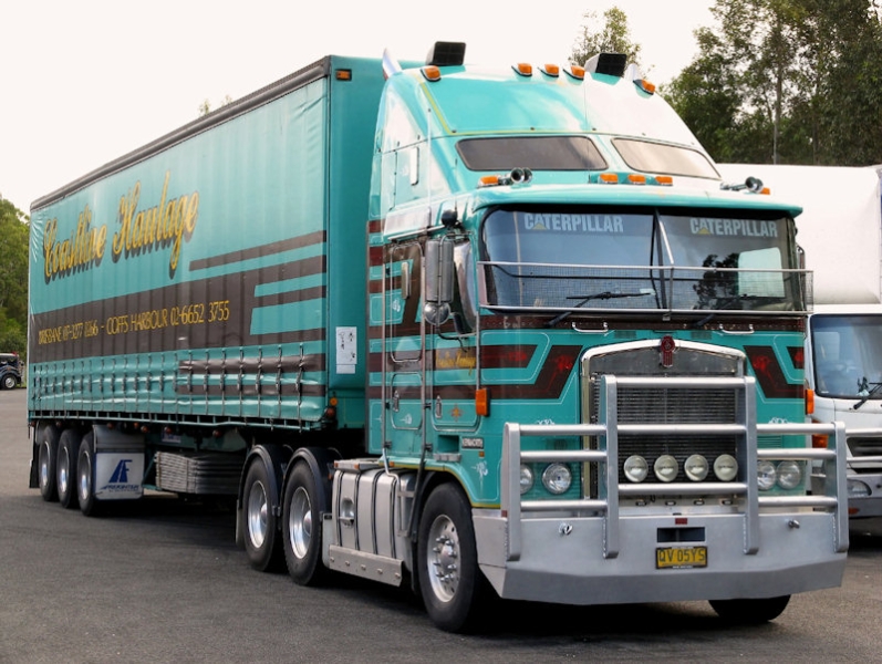 Kenworth-K104-Coastline-2-Voigt-080328.jpg