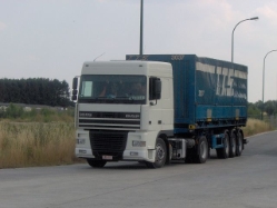 DAF-95-XF-TTS-Rouwet-290706-01