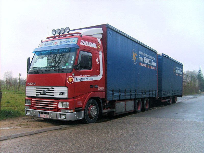 BE-Volvo-FH12-Hendrickx-Rouwet-130508-01.jpg