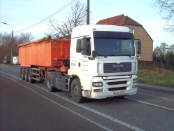 BE-MAN-TGA-LX-Frederiks-Rouwet-130508-01