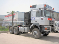 MAN-FE-40600-weiss-Mengam-011106-01