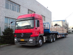 MB-Actros-2641-MP2-LJCK-311207-01