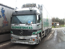 MB-Actros-2548-Flowertrucks-Rouwet-310108-01-FIN