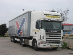 Scania-124L-420-Moonline-Willczek-240905-01-FIN