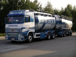 Volvo-FH12-420-TAHZ-Viinikka-(Kammerlander)-0104-1
