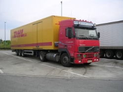 Volvo-FH12-420-Tammisalo-DHL-Reck-200704-1-FIN