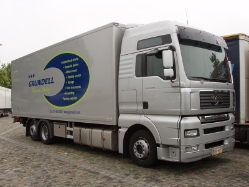 MAN-TGA-26430-XXL-Grundell-Holz-310807-01-FIN