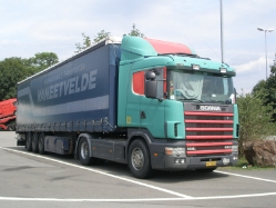 GR-Scania-144-L-460-Hintermeyer-130910-02