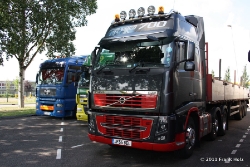 GB-Volvo-FH16-II-700-rot-gruen-Holz-070711-01