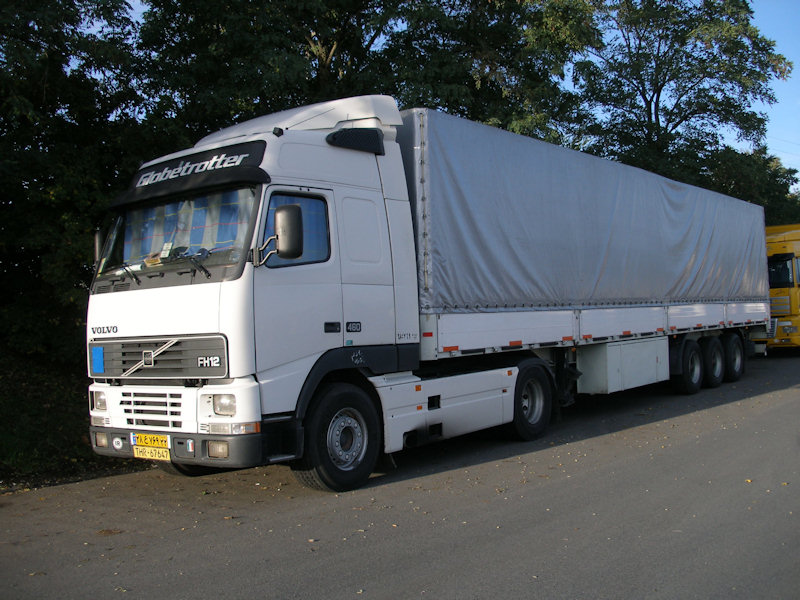 IR-Volvo-FH12-460-weiss-Holz-040209-01.jpg - Frank Holz