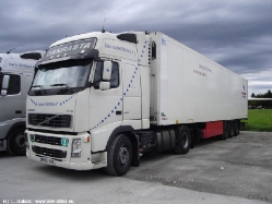 LT-Volvo-FH12-420-Danrasta-Halasz-290711-01