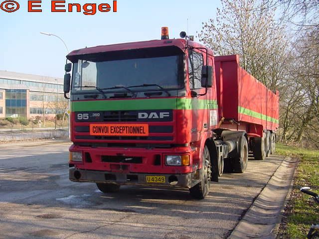 DAF-95360-Curci-Engel-100205-02-LUX.jpg - Eric Engel