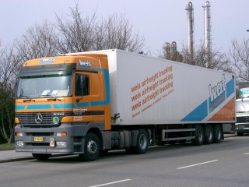 MB-Actros-1840-KOSZ-Weis-Szy-270304-1-LUX