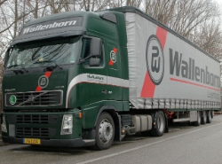 Volvo-FH12-420-Wallenborn-Schiffner-180806-02-LUX